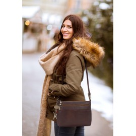 Catwalk Collection Handbags - Women's Leather Cross Body Bag - Medium Shoulder Bag - Long Detachable Adjustable Strap - JENNY - Black