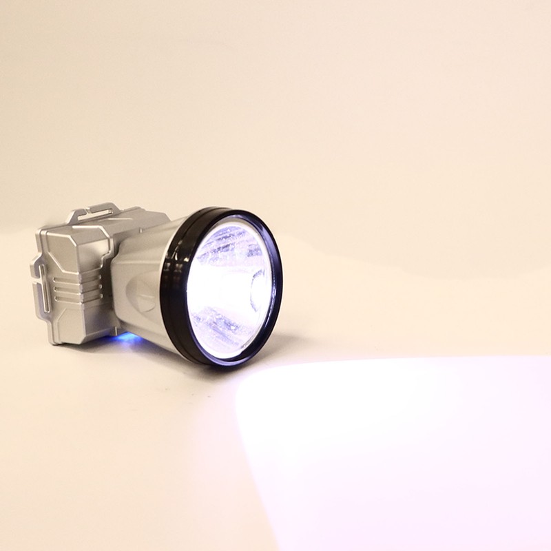 Super Bright Headlamp High Power Rechargeable Zooming Sensing Headlamp Flashlight