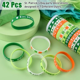 Morcheiong 42 Pieces St. Patrick's Day Shamrock Rubber Bracelets Classic Silicone Wristbands for Kids Adults Green Irish Day Party Supplies