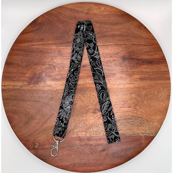 Black and White Fine Line Floral Lanyard - Length: Wristlet,