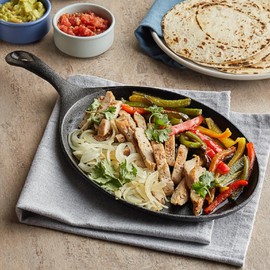 TrueCraftware- 7" x 9-1/4" x 1-1/2" Cast Iron Skillet with Handle- Stackable Grill Skillet Sizzle Platter Fajita Pan Perfect for Meats Steak Fish Vegetables Home Kitchen Restaurant