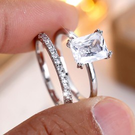 GJYombuke 2-teiliges Verlobungsring-Set, luxuriöses Ehering-Set, Kristall im Prinzessschliff, funkelnder Zirkonia, Versprechensringe für Sie, Messing, Zirkonia