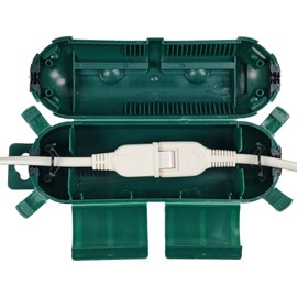 コンセントカバー 屋外 防水 コンセントボックス 延長コード 電源ボックス 耐候性 雨よけ ストリングライトを保護 吊り下げ可能 黒 プロテクター シール付き ジャンクションボックス 照明用 電気接続ボックス 防水電気ボックス アウトドアコード安全カバー 屋外コンセント プラグ ソケット 電気プラグ保護 短絡の防止 (グリーン(緑))