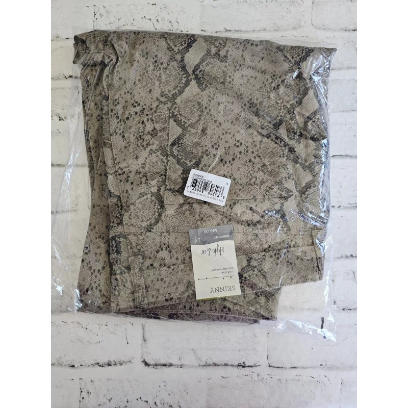 Style&co. Women's Size 14 Style&Co Skinny/curvy Mid-rise Tummy Control Jeans