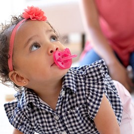 Chicco PhysioForma 100% Soft Silicone One Piece Pacifier for Babies 16-24 Months | BPA & Latex Free | Reusable Case | Dark Pink, 2pk