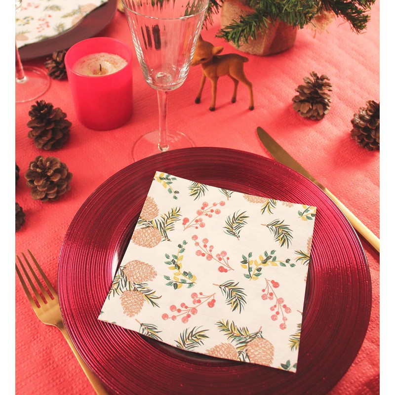 20 Napkins 33 x 33 cm 3 Ply Christmas Pine