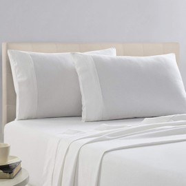 Pizuna Pure 100% Cotton Pillow Cases King Size Set of 2 White, Luxurious 400 Thread Count Long Staple Cotton Sateen with Envelope Closure (Combed White Cotton Pillow Cases King)