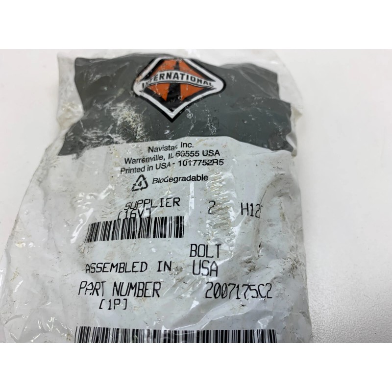 International Open Box 2 PACK International 2007175C2 Wheel Stud W1324