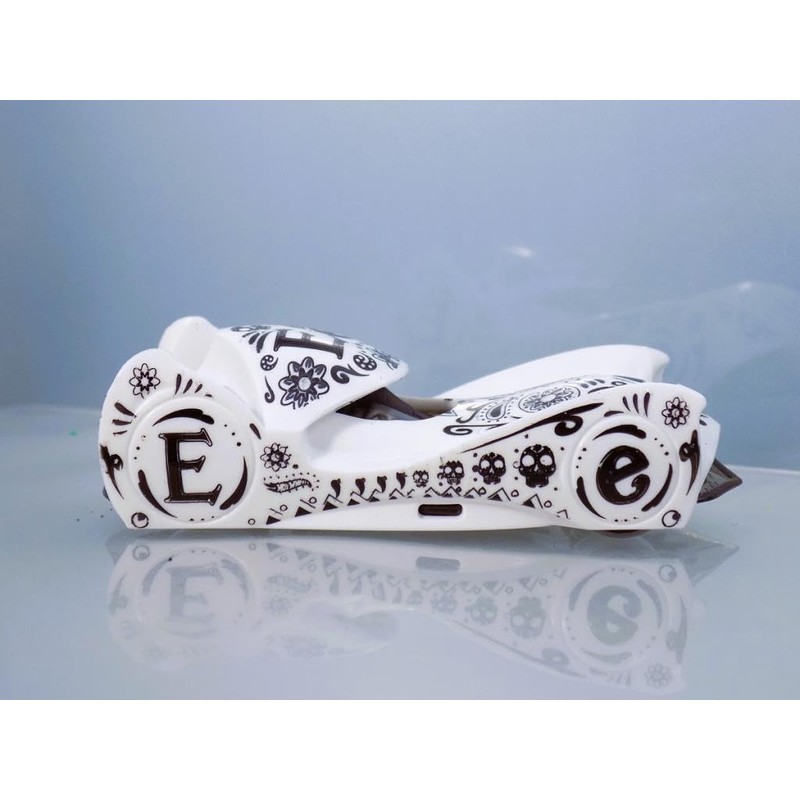 Hot Wheels Single Cars CLOAK AND DAGGER HKK19