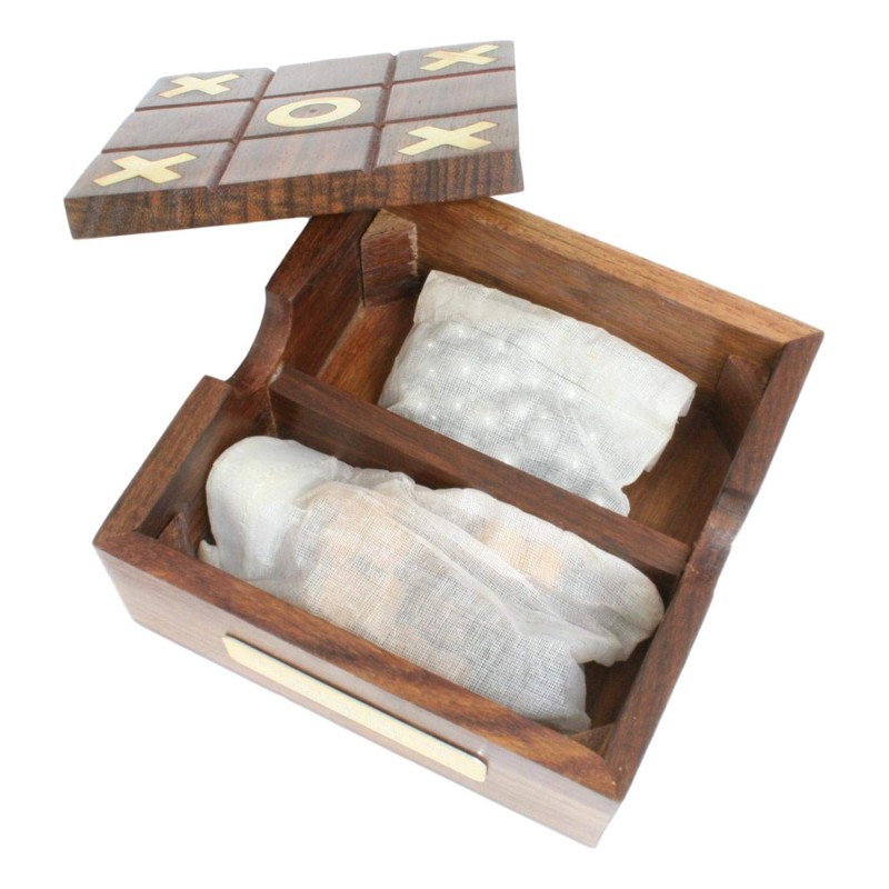 Gamekeepers Cottage gifts Pig Wooden Noughts & Crosses & Solitaire