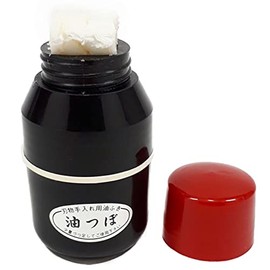 Village Blacksmith Oil Pot (Blade Cleaning Oil)
