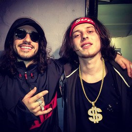 Liwidon Gold Chain with Dollar Sign, 2 PCS Fake Gold Chain, Money Chain Necklace for Men Women Gold Plated Stainless Steel Jewelry Fashion Pendants for 70s 80s 90s Hip Hop Rapper Costume Accessories