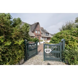 Wooden Welcome Sign for Front Door Home Sweet Home Decor Sign Hanging Home Porch Wall Decor Home Sweet Home Porch Wall Sign with Bow-Knot Wreath Gift for Kitchen Entryway Porch Front Door