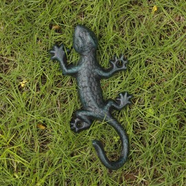 ChasBete Gecko Wall Hooks for Hanging, Rustic Iron Coat Hooks Wall Mounted Towel Hooks,Heavy Duty Key Holder for Decor - 3Pcs