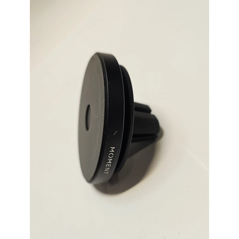 MOMENT - Car Vent Mount For Magsafe Compatible Phone (Black)