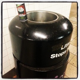 Dumpster Breath Heavy Duty Commercial Odor Control Ultra Fine Deodorant Powder for Neutralizing Odors in Dumpsters Trash Cans & Anywhere Residual Odors Can Occur - 2 Lb Shaker Can