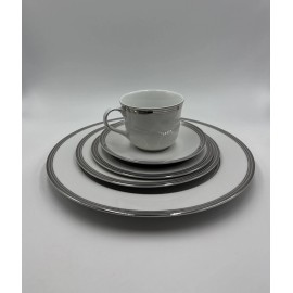 ROYAL DOULTON PLATINUM LUX 5 PIECE PLACE SETTING