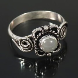 JEWELSTREZOROG Mondstein Edelstein-Bandring für Herren und Damen,Geschenkartikel, 925er-Sterlingsilber Bandring handgefertigter Schmuck TSR165B_56 (17.8)