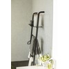 YAMAZAKI home Tower Leaning Ladder With Shelf Black