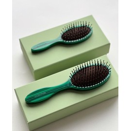 MACHETE Everyday Detangling Hair Brush for Women & Men - Detangler Brush for Natural, Straight, Curly, Wet or Dry Hair and for All Hair Types - Hairbrush for Kids & Adults, 1pk, Malachite