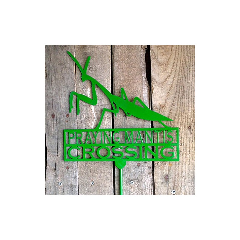 Praying Mantis Crossing Garden Stake (I18)