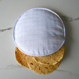 Tortillero Térmico Redondo, Tejido Blanco, Mantiene Calientes las Tortillas, Diseño Acolchado con Patrón Cuadriculado