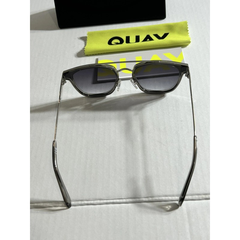 Quay (getaway)Sungl