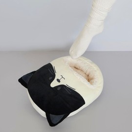 balvi Kitty FRAC Foot Warmer Black and White A Cat That Keeps You Warm Made of Polyester 20 x 3 cm