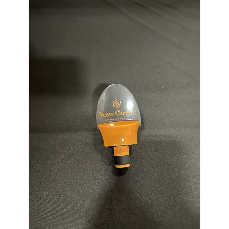 Veuve Clicquot Yellow Label Champagne Trendy Bottle Stopper - New