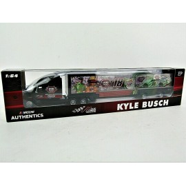 Lionel Racing 2019 KYLE BUSCH #18 "INTERSTATE BATTERIES" 200TH WIN 1:64 TRIBUTE TEAM HAULER