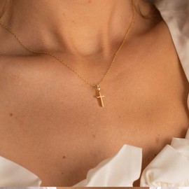 Hothrty Cross Necklace Woman Gold Cross Pendant Choker Simple Trendy Tiny Cross Gold Necklace Christian Jewelry for Woman