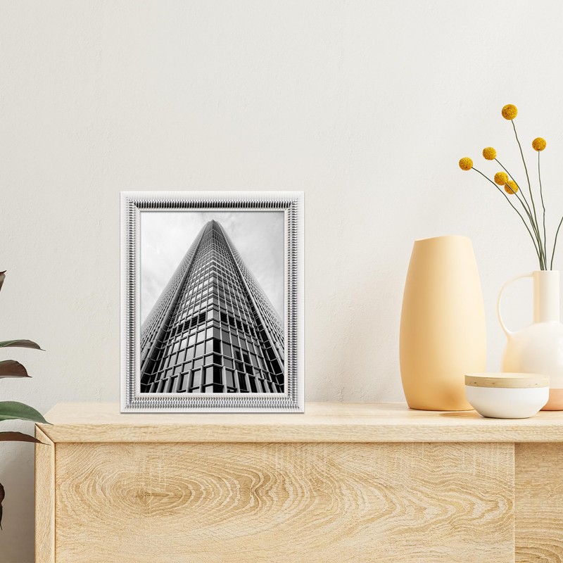 8x10 Crestmore Frame - Silver Ribbed