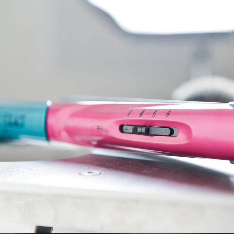 Bed Head Little Tease Hair Crimper | Small Texture, Pumped-Up