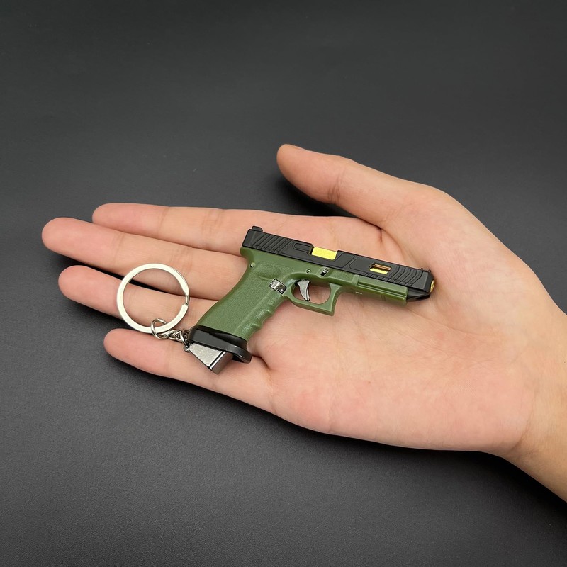 TIZWIS Mini Gun Keychain, Unique Style Keychain,Creative Keychains Gift