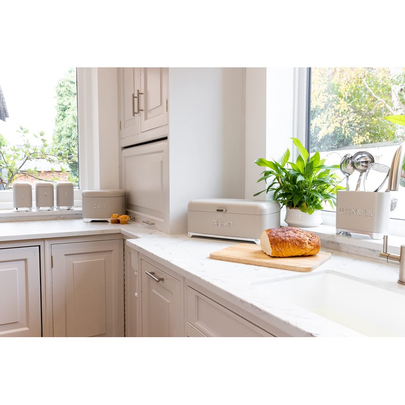 KitchenCraft Tea Storage Caddy with Lid, Latte Cream, 11.5 x