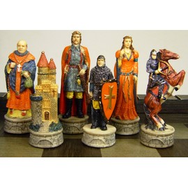 WW/HPL Medieval Times Robin Hood vs Sheriff of Nottingham Chess Set w/ 17" Castle Board