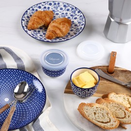 Selamica Ramekins with Lids 4 oz Oven Safe, Creme Brulee Ramekins Souffle Dishes with Covers, Stackable Ceramic Mini Ramekin Bowls Set for Dipping, Custard, Pudding, Baking, Set of 6, Vintage Blue