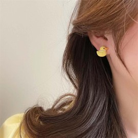 Xmsrn Vintage Yellow Duck Earrings Cartoon Duck Stud Earrings Resin Duck Earrings Funny Animal Earrings Jewelry for Women and Girls