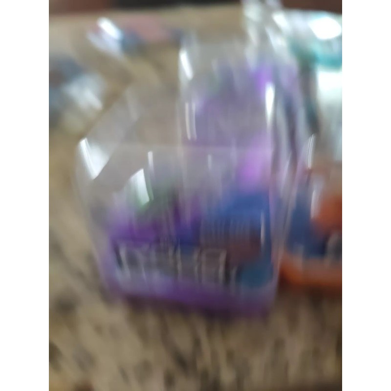 Zuru Robo Alive ROBO FISH Color Change Water Activated Orange,