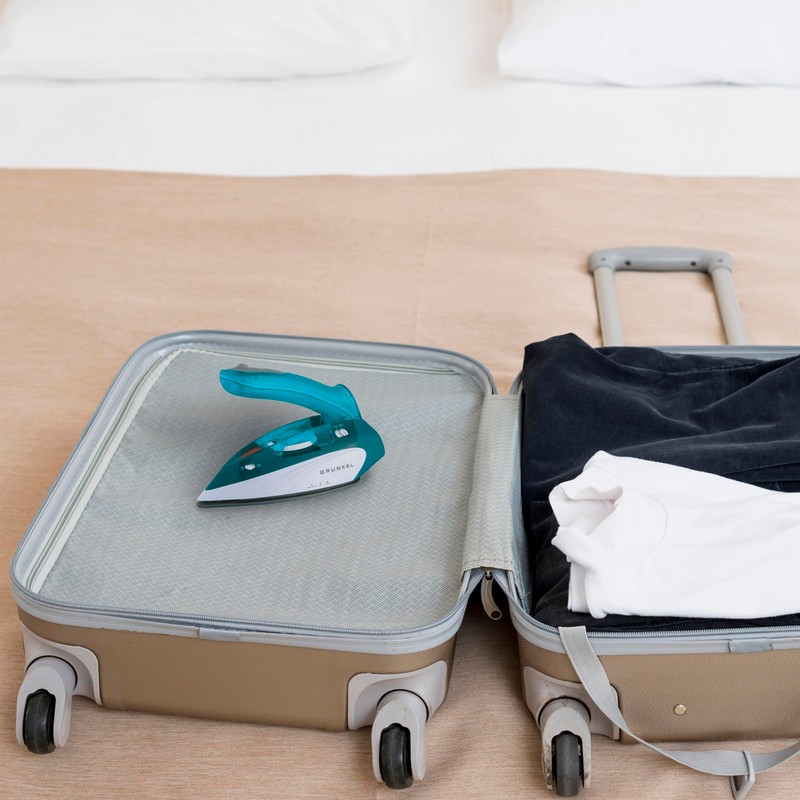 Grunkel 8426156015668 Travel Iron, Steel and Plastic, Multi-Coloured