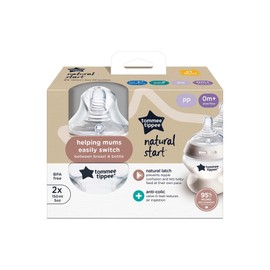 Tommee Tippee Baby Bottles, Natural Start Anti-Colic Baby Bottle with Slow Flow Breast-Like Teat, 150ml, 0m+, Self-Sterilising, Baby Feeding Essentials, Pack of 2