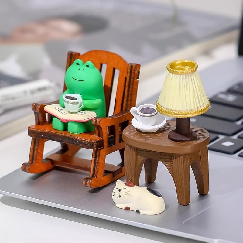 Byttlerom Cartoon Frog Rocking Chair Table Lamp Ornament Miniatures Figurines