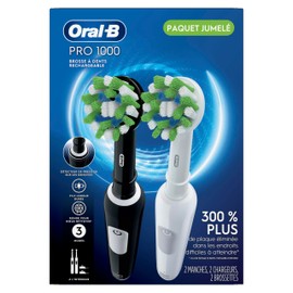 Oral-B Oral-B Pro 1000 CrossAction Electric Toothbrush, Black and White, 2 Count