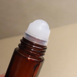 2 Pcs Brown 50ml Glass Essential Oil Roller Bottles Refillable Roll on Bottles Empty Deodorant Bottle, Refillable Containers Accessories, Containers Rollerball Bottles for Fragrance Roller Bottles