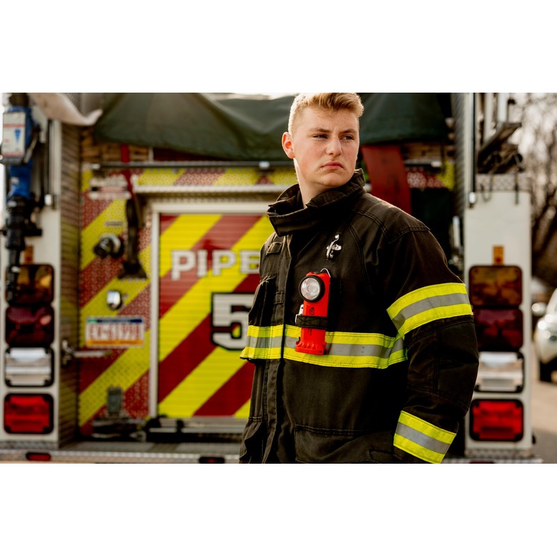 Streamlight 90244 Survivor X USB 250-Lumen USB Rechargeable Right-Angle Firefighter's