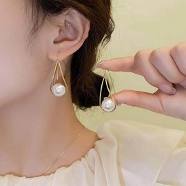 Aneneiceera Vintage Pearl Dangle Drop Earrings Gold Long Pearl Earrings Minimalist Pearl Tassel Earrings White Bead Earrings Jewelry for Women
