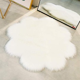 Ydfyx Faux Lambskin Rug, Decorative Artificial Fur Rug in Super-Soft Imitation Lambskin, Longhair Fur Look, Imitation Wool, Bedroom / Sofa Rug, 90 x 90cm