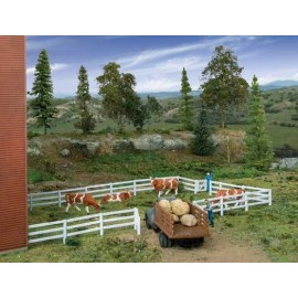 Walthers SceneMaster ~ HO Scale ~ 3-Rail Farm Fence Kit ~ 949-4202