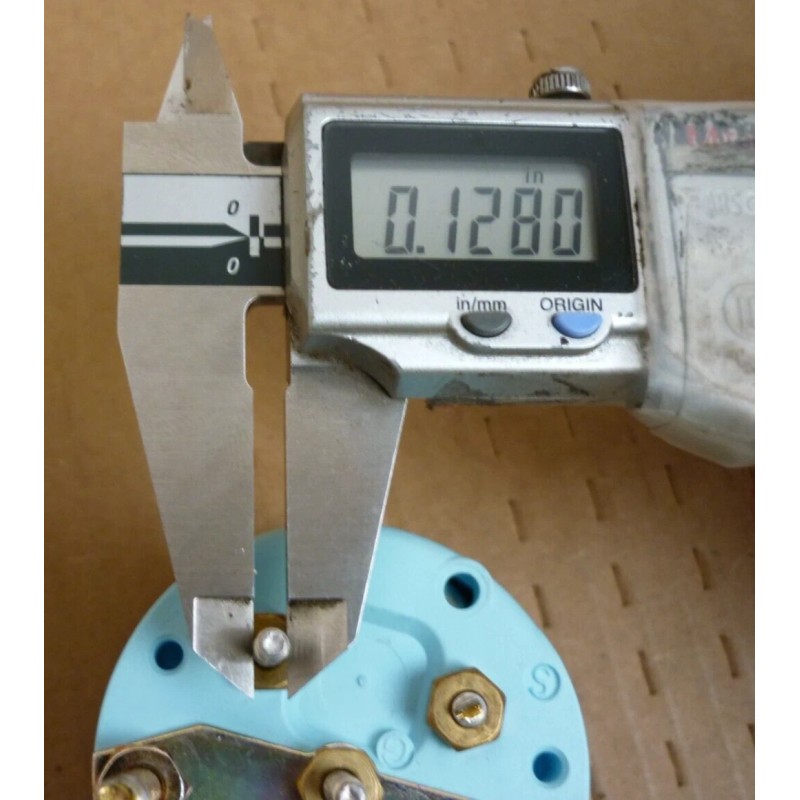 Datcon 12V, Model 830 Voltmeter Gauge, pn 06863-90