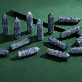 GUJOXILA GUJOXILA 10PCS Blauer Sodalith Edelsteine Kristalle Sets Heilung Kristall Stein Kristalls?ule Trme Hexagonal Punkt St?beMeditation Energie Bulk Sechseckige Punkte Reiki Palmenstein